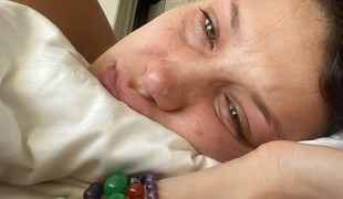 Hviezdna kráska bojuje s následkami vážnej choroby! Jej rodina má vážne obavy!