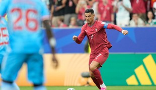Ronaldo najstarším hráčom v poli, ktorý nastúpil v základe