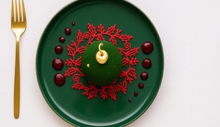 Medové rezy v podobe vianočnej gule