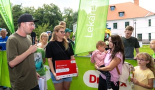 Nočné Behaj lesmi v Topoľčiankach lámalo rekordy: Malej Miuške sme vyzbierali 2878 €.