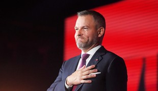 Prezident pripustil, že návrh k ÚOO po preštudovaní vráti parlamentu