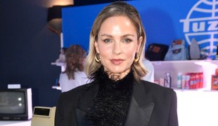 Ivana Gáborík ukázala trik s dlhším sakom: Namiesto skrývania postavu krásne vytvaruje