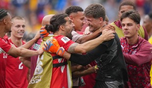 Kobel vychytal postup Švajčiarsku, Kolumbia napriek prehre pozitívna