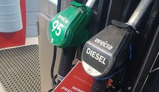 Slováci tankujú ako o život. Obavy z vojny vyprázdňujú pumpy, desiatky sú bez paliva