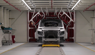 Slovenská ekonomika rastie pomaly: vyššie dane a odvody odrádzajú investorov