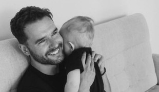 Synček Dušana Ambróša oslávil prvý rôčik: Fotografia otca so synom vás chytí za srdce!