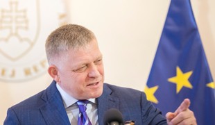 Prezident nevie, ako chutí 9 mm guľka v bruchu. Smer ho v ďalších voľbách nepodporí, odkazuje Fico