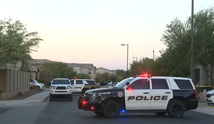 Tragédia na strednej škole: Študent v Texase postrelil učiteľku a zastrelil sa