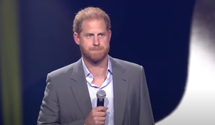 PRVÉ vyjadrenie princa Harryho po návrate do Británie! TOTO novinárom povedal!
