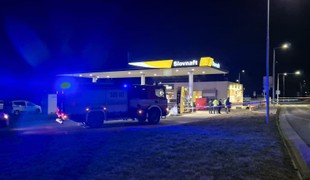 Tragická nehoda: Auto zrazilo malého chlapca. Za volantom sedel jeho otec