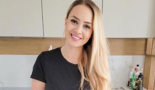Moderátorka Barbora KRAJČÍROVÁ porodila: Tretie dieťatko je na svete. MENO dcérky vás dostane!