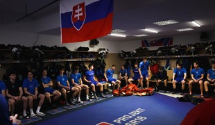 Hokejová osemnástka zdolala Salzburg, skóroval aj brankár