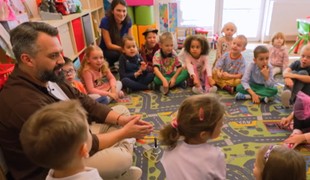 Z Čekyho bude učiteľ v škôlke: S deťmi mu to rozhodne nejde tak ľahko ako s notami!