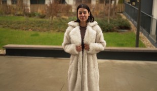 Nečakaný návštevník zdvihol Dianu v Bez servítky zo stoličky: Panický atak a útek od stola!