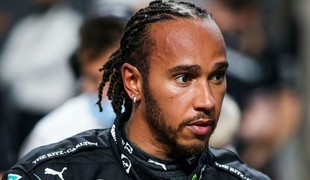 Lewis Hamilton otvorene o problémoch sveta: Západ nesie časť zodpovednosti