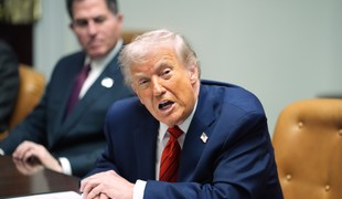 Grónsko pod správou USA už v lete? Trump sa oň môže pokúsiť do Dňa nezávislosti