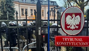 Poľský prezident sa stretol so sudcami. V budove ústavného súdu došlo k hádke