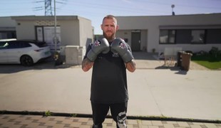 VIDEO: MMA zápasník Pirát zamieri k sporáku: V Bez servítky ho čaká súboj s profesionálnymi kuchármi