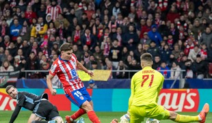 Álvarez pod paľbou fanúšikov Atlética! Pískali na neho, Hancko odohral celý zápas