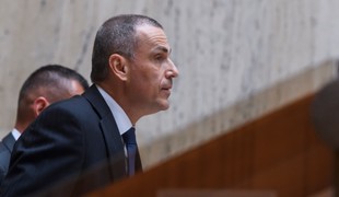 Žilinka podá vo veci záchrankového tendra správne žaloby. Šaško je pripravený obhájiť sa na súde