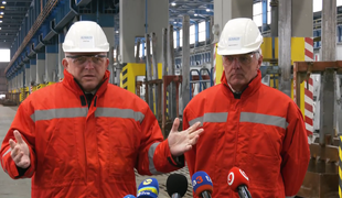 Obnova výroby hliníka: Fico hľadá riešenie v EÚ, SaS hovorí o účelovom postupe
