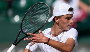 SLOBODA o wimbledonský deblový titul nezabojuje, vypadol v semifinále