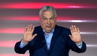 Orbán označil obdobie, kedy vládol, ako boj za slobodu proti bruselskej byrokracii či Sorosovi