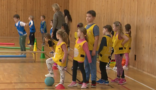 Projekt Tréneri v škole prináša revolučnú telesnú výchovu. Baví žiakov aj učiteľov