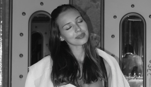 A je to vonku! Charlotte Gottová ukončila roky čakania, reakcie na jej prvú pieseň sú fantastické!