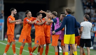 Defenzíva Belasých zaspala, Slovinci vyrovnávajú na 1:1