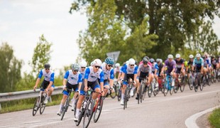 Stovky cyklistov zaplavili Žitný ostrov počas tohtoročne Tour de Kukkonia