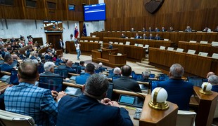 Rokovací maratón sa môže natiahnuť až do Vianoc. Koalíciu čaká rekordná schôdza
