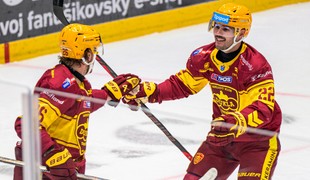 Highlight: Slovan Bratislava - Dukla Trenčín 3:4 v dohrávke 6. kola