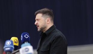 1574. deň na Ukrajine: Podľa lídrov G7 musí Rusko čo najskôr uzavrieť dohodu, tvrdí Zelenskyj