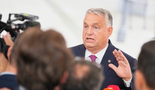 Orbán čelí trestnému oznámeniu. Podal ho nemecký europoslanec