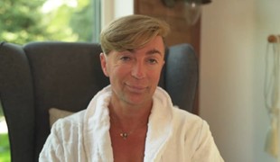 František Kabrheľ známy ako Versače pred päťdesiatkou zhodil tričko: Som šťastný a slobodný! FOTO