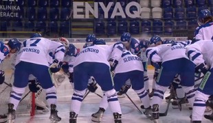 Slováci prehrali v generálke s ČR 1:2 pp, tréneri uzavreli súpisku