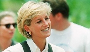 Princezná Diana ich nosila pred 30 rokmi a dnes sú opäť trendy: 3 stylingy, ktoré sa oplatí kopírovať