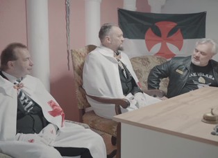 Hrad Buzice: Ve znamení rombu a templářů