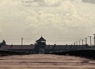 Auschwitz: Příběh 33 artefaktů