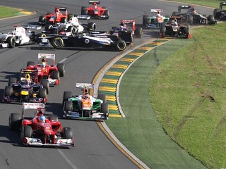 Sezónu F1 začal najlepšie Button, vyhral v Melbourne