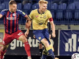 Dunajská Streda naďalej predlžuje rekordnú šnúru, Kalmár bol v Senici takmer pri všetkom