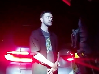 Trápne video je vonku! Hviezdny spevák bojoval proti zverejneniu TOHTO policajného záznamu!