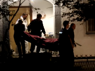 24-ročná opatrovateľka sa priznala k vražde dôchodcu. V hre mali byť drogy
