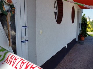 Vražda pri Dunajskej Strede. Žena mala bodné zranenia v bruchu, srdci aj pľúcach