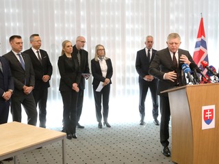 Vláda podpísala memorandum so Slovalcom. Naštartuje sa výroba, alebo ide len o deklaráciu?