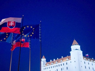 Až 74 percent respondentov vyjadrilo presvedčenie, že Slovensko z členstva v EÚ profituje