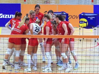 Ženská volejbalová základná časť je na konci. Kraľuje jej Slávia
