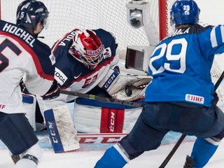 Slováci zdolali obhajcov titulu Fínov, Oh My Godla - píšu vo svete