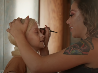 Iba 106-centimetrová kráľovná filmov pre dospelých patrí medzi najvyhľadávanejšie erotické hviezdy